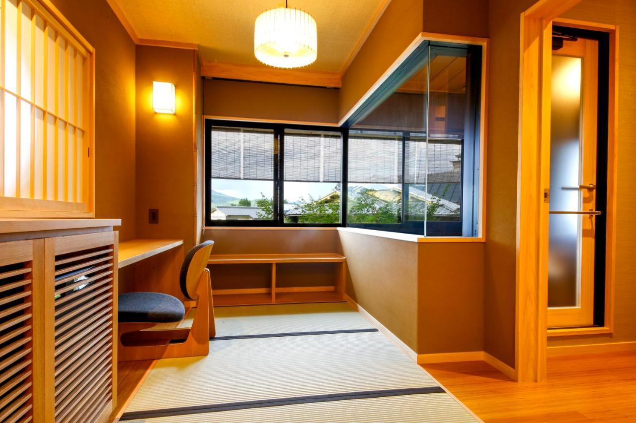 Kyoto Arashiyama Onsen Ryokan Togetsutei Exterior photo