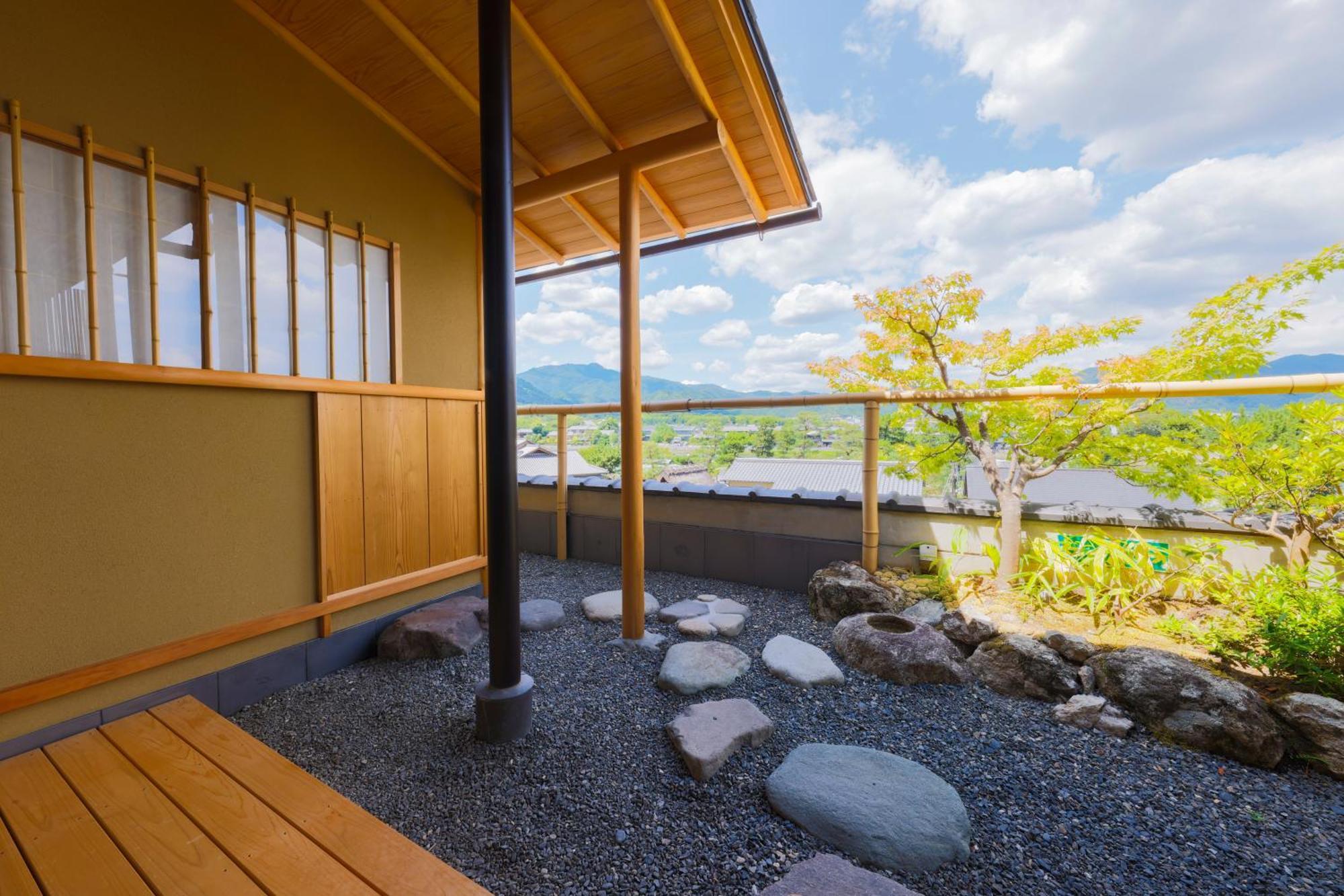 Kyoto Arashiyama Onsen Ryokan Togetsutei Exterior photo